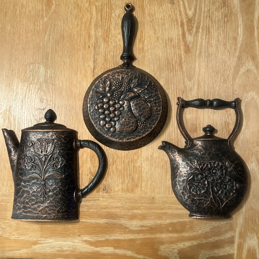 Vtg 1972 Homco Wall Decor Set (3) Teapot Frying Pan Pitcher #7261, 7262, 7263